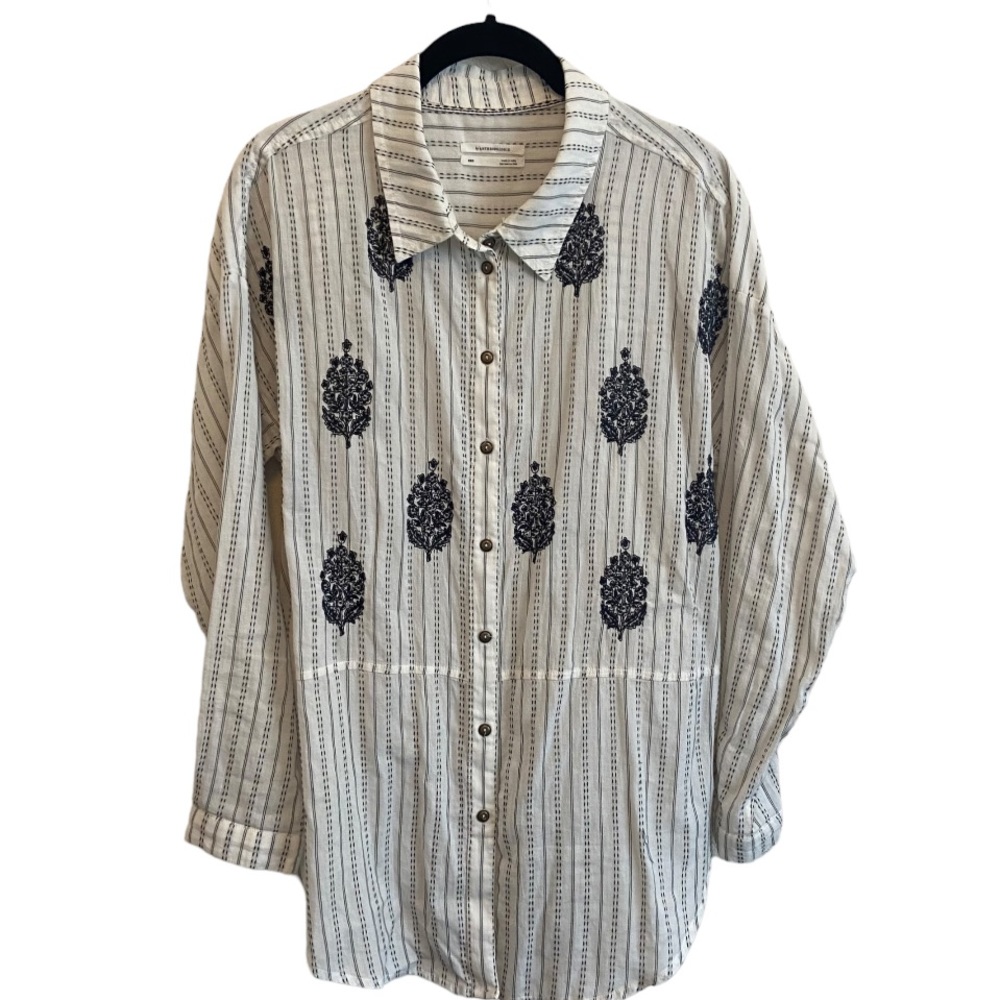 By Anthro White Embroidered Shirt Size XS/S